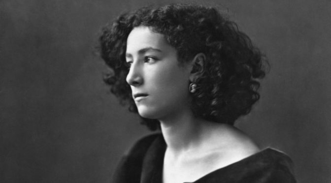 “A vida aqui no Brasil é feia – oh, muito feia.”